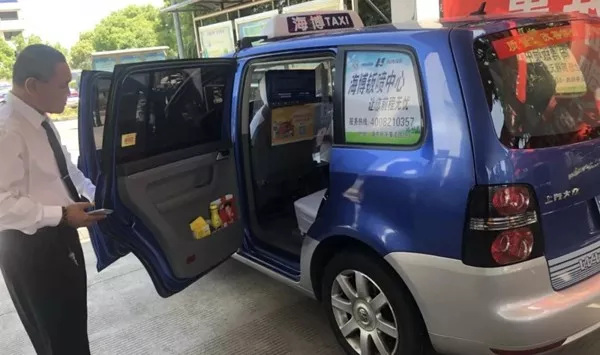 上海出租車里開起便利店，司機提成15%，這種操作可行嗎？