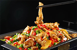 供應(yīng)鏈混亂，新增餐企下跌52%，牛蛙品類遇困