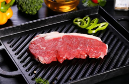 原肉切片，靜態腌制，正是靜腌牛排引領新風尚